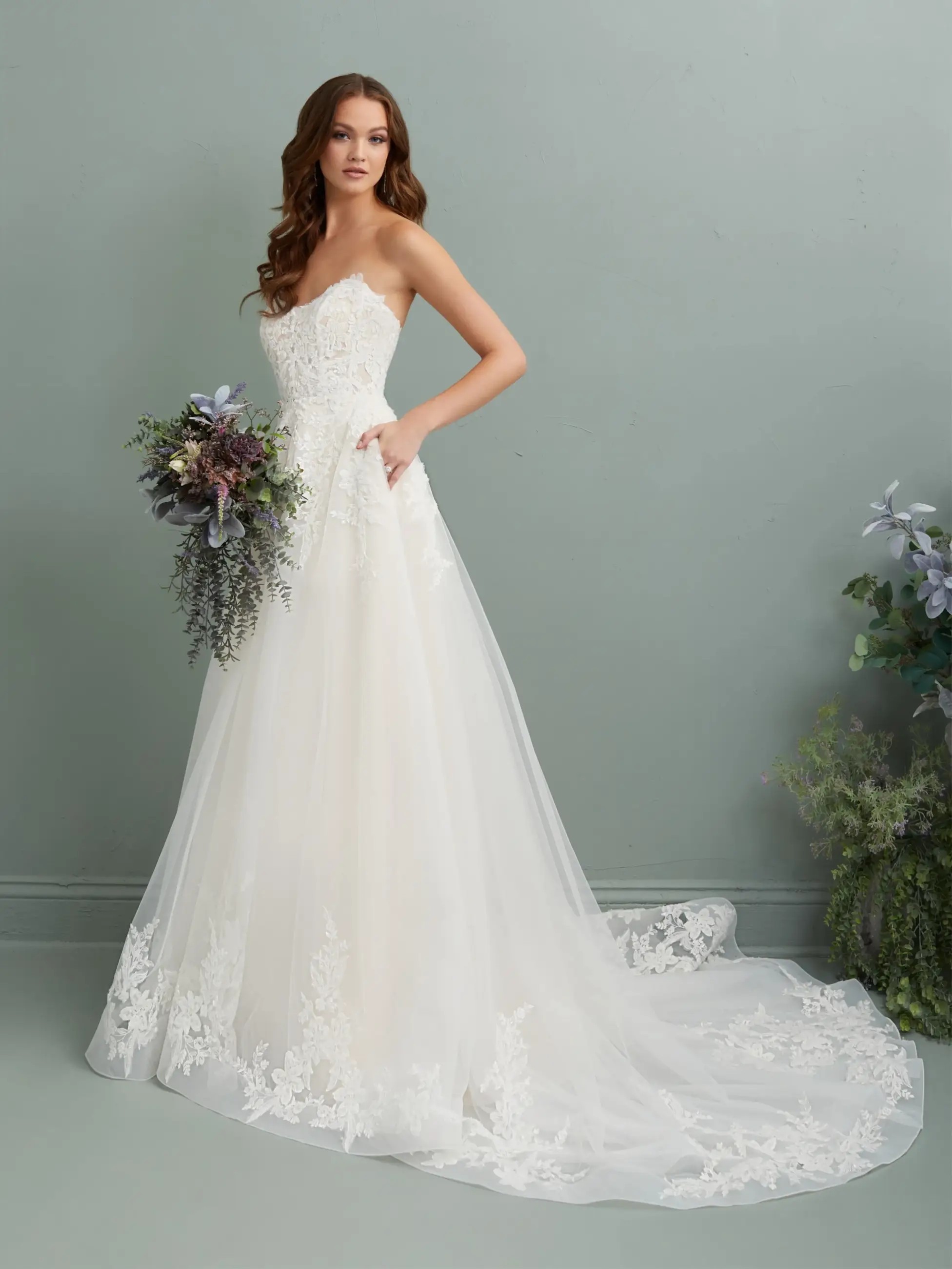 Say &#39;YES&#39; to Your Dream Gown with Our Exquisite &#39;I Do Collection&#39;! Image